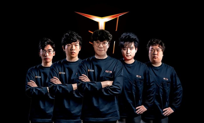 在如今这个 在如今这个