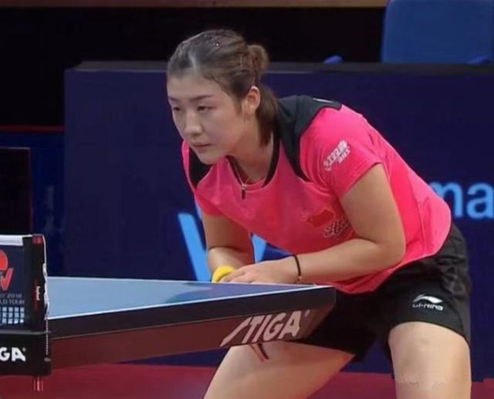 埋下了悬念 埋下了悬念