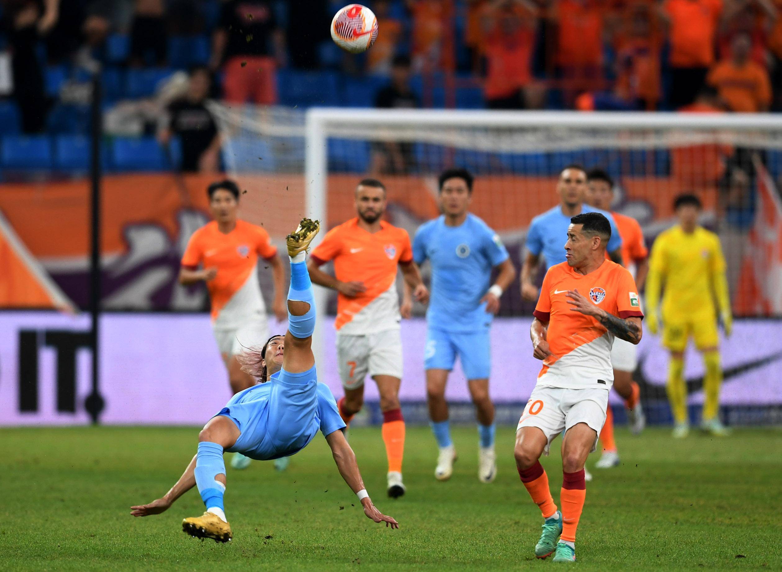 霆在陌生场 霆在陌生场