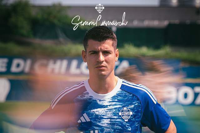 多名球员进 多名球员进