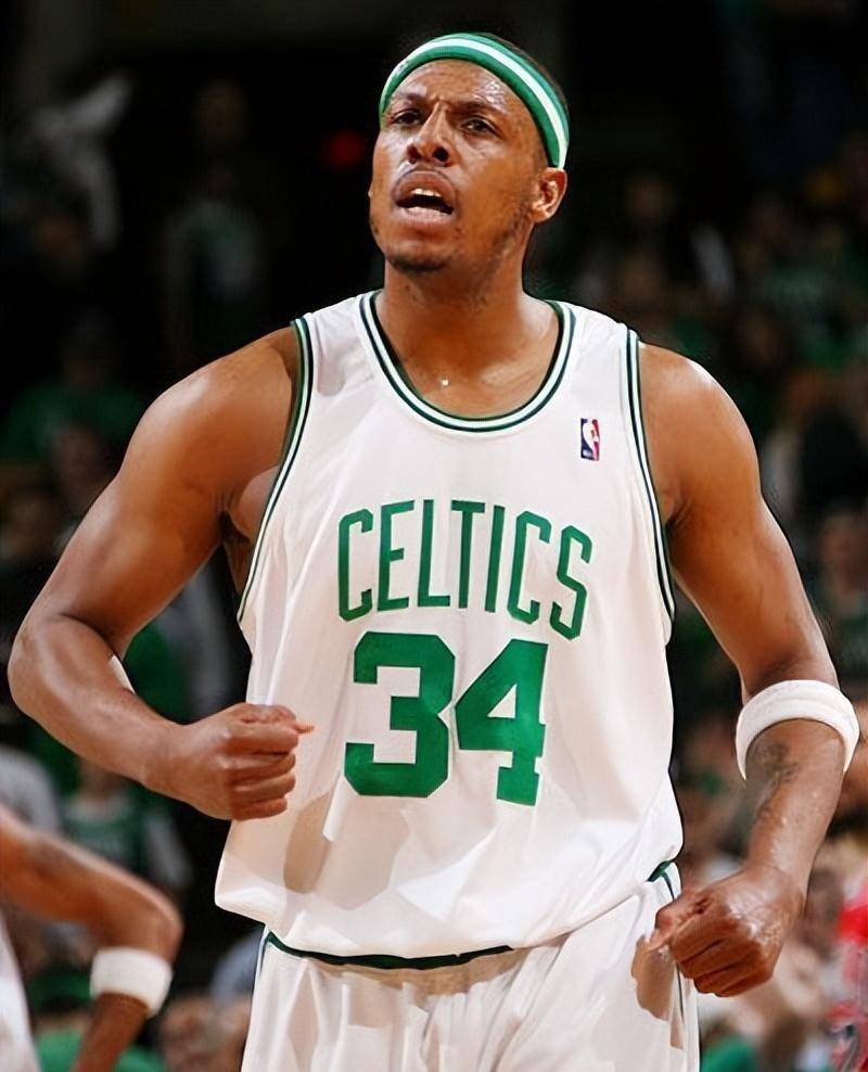 赛拉回到身 赛拉回到身